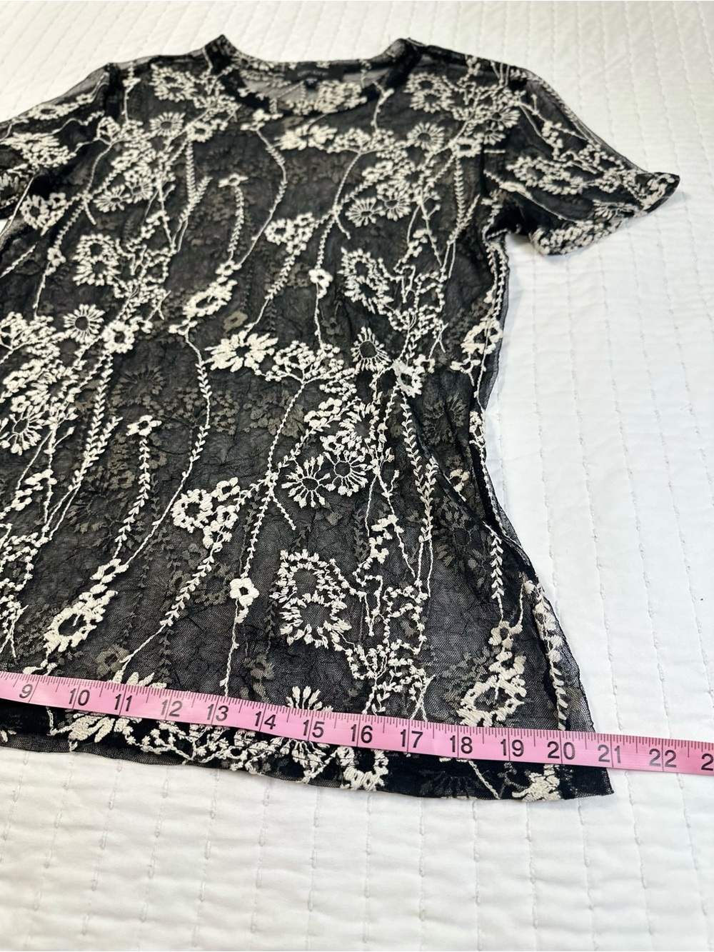 Karen Kane Women’s L Sheer Mesh Black/Cream Embroidered Short Sleeve Top Boho - Picture 5 of 11